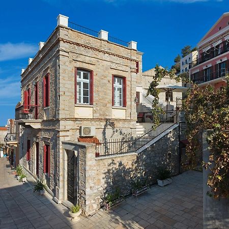 Castello Venetsiana Apartment Đảo Sými Ngoại thất bức ảnh