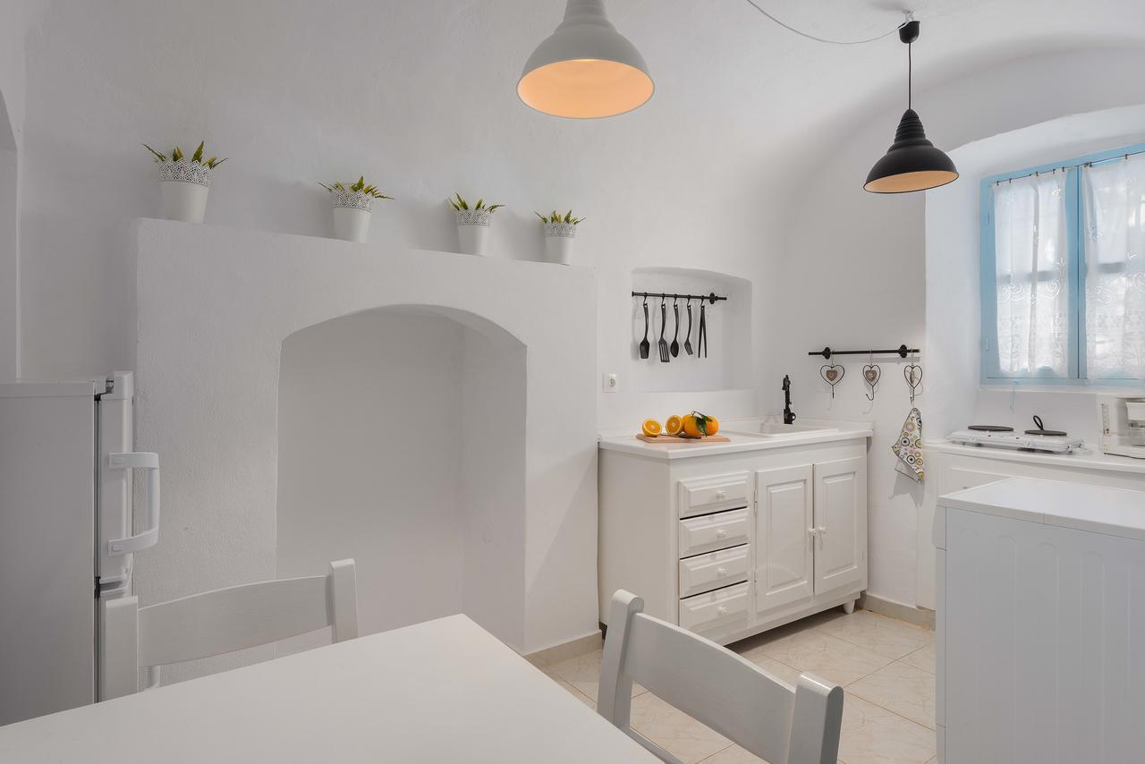 Castello Venetsiana Apartment Đảo Sými Ngoại thất bức ảnh