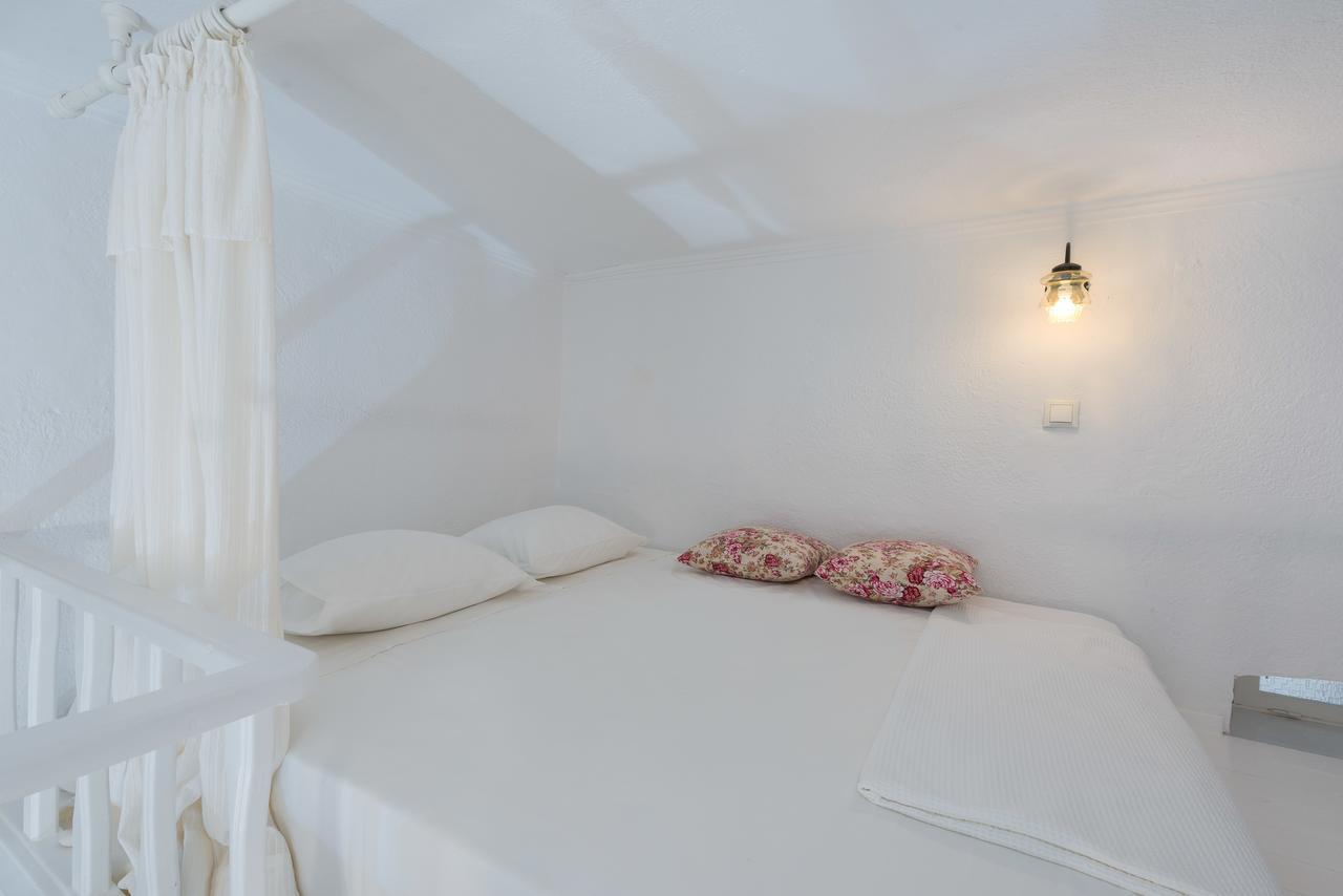 Castello Venetsiana Apartment Đảo Sými Ngoại thất bức ảnh