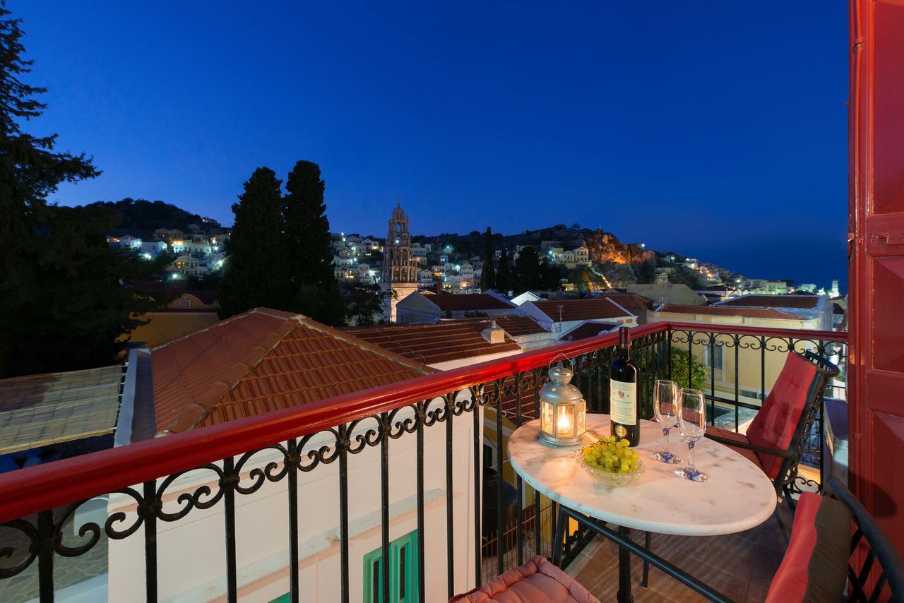 Castello Venetsiana Apartment Đảo Sými Ngoại thất bức ảnh