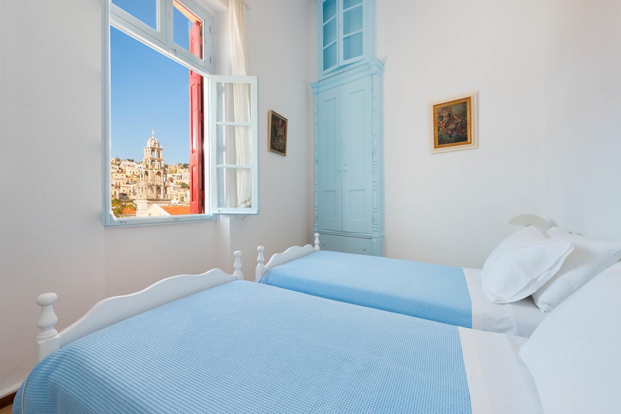 Castello Venetsiana Apartment Đảo Sými Ngoại thất bức ảnh